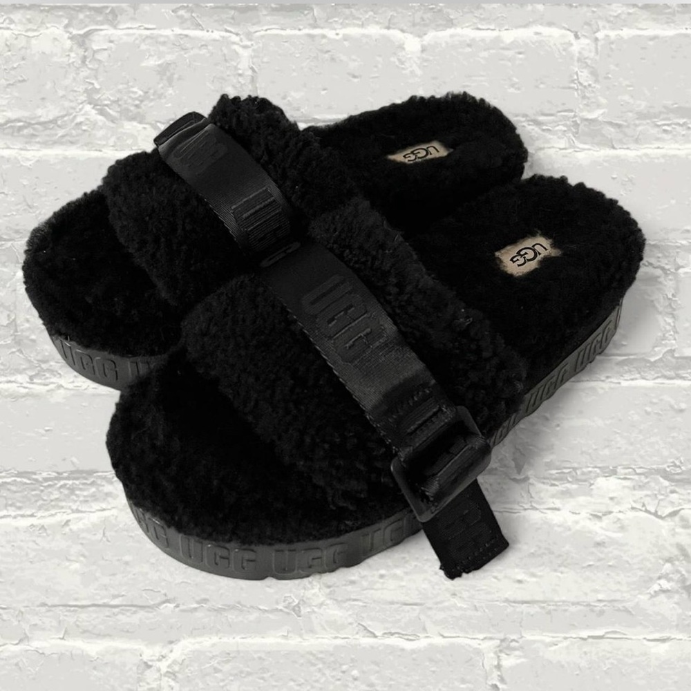 UGG Fluffita Platform Sandal in Black - Picture 2 of 7